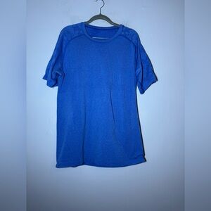Lululemon Shirt Blue Tee Casual Workout Gym Athleisure Stretch size M
